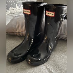 Hunter Original Short Waterproof Rain Boot -shiny black